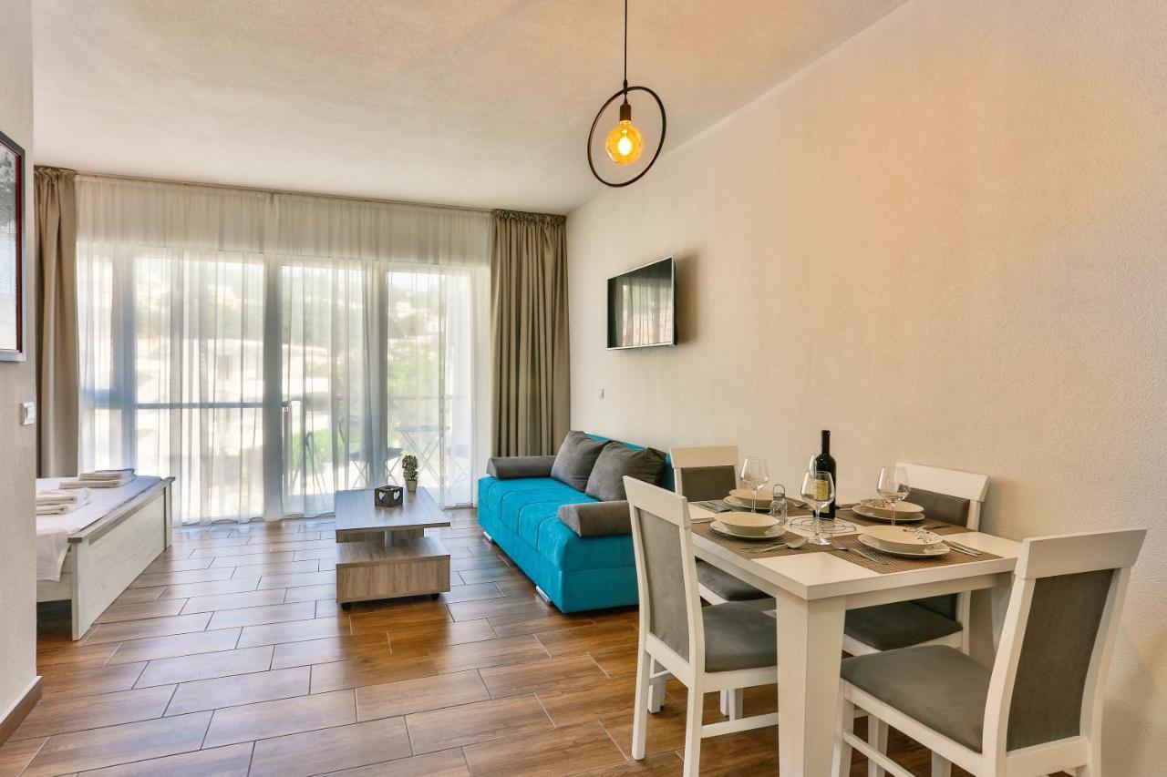 Luna Apartmani Sutomore Exterior photo